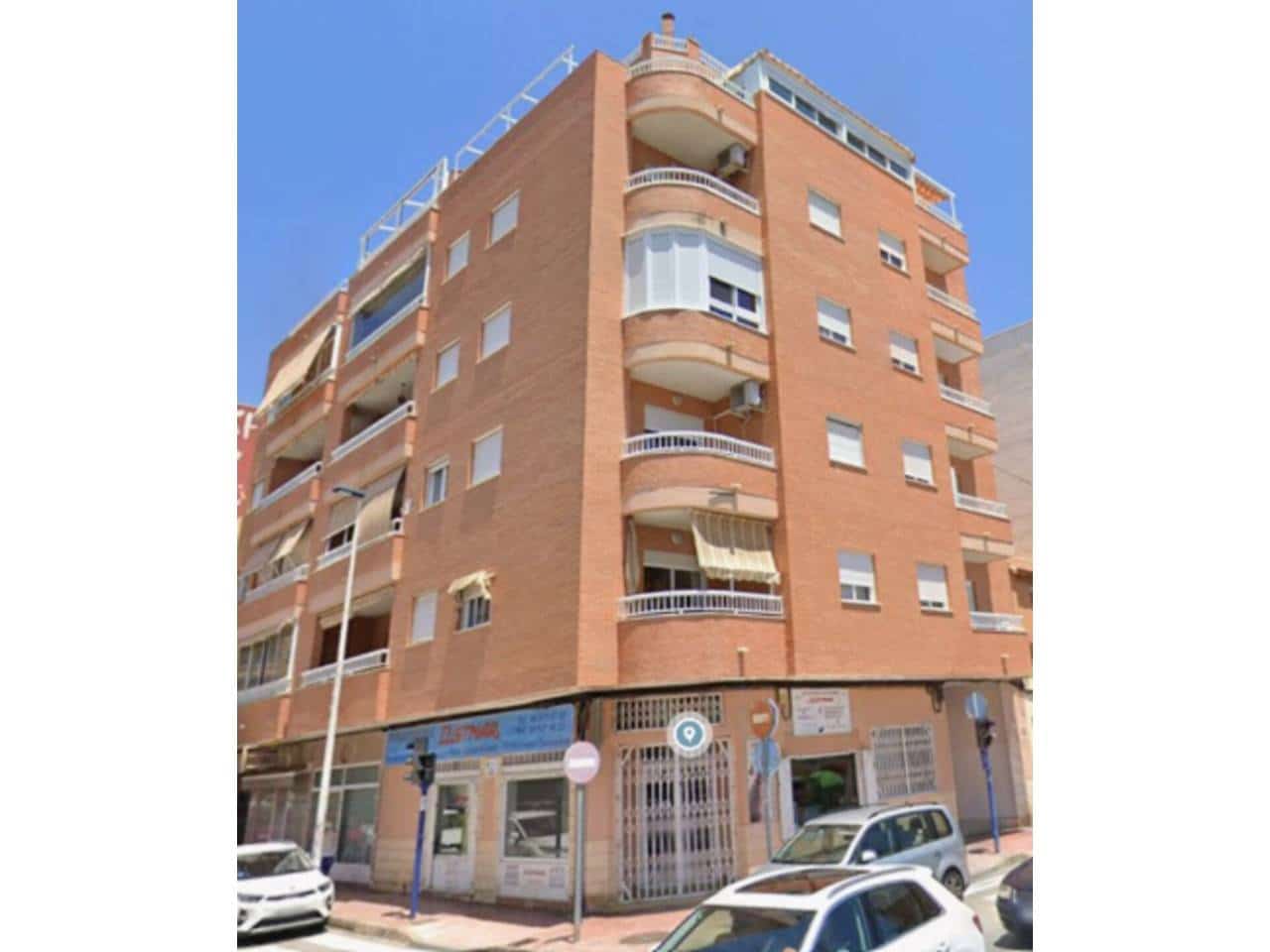 4 slaapkamer Flat te koop in Torrevieja met garage - € 270.000 (Ref: 10032291)