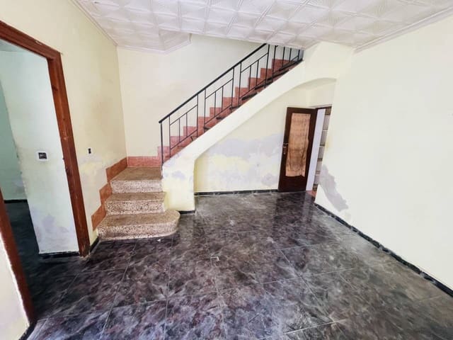 4 slaapkamer Huis te koop in Calasparra - € 39.000 (Ref: 10032297)