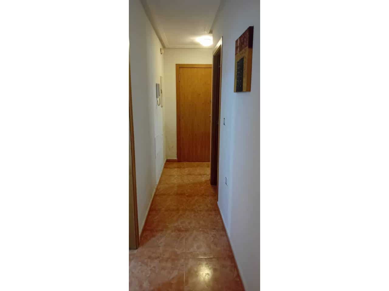2 bedroom Flat for sale in Ceuti with garage - € 90,000 (Ref: 10032306)