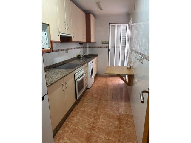 2 slaapkamer Flat te koop in Ceutí met garage - € 90.000 (Ref: 10032306)