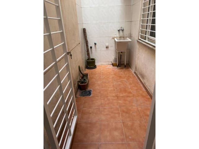 2 slaapkamer Flat te koop in Ceutí met garage - € 90.000 (Ref: 10032306)