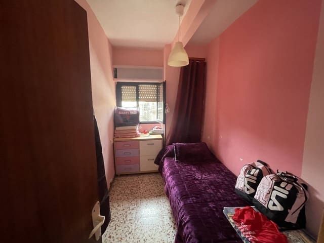 7 slaapkamer Commercieel te koop in Murcia stad - € 296.000 (Ref: 10032312)