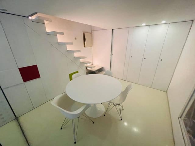 Bureau à vendre à San Miguel, Murcie ville - 220 000 € (Ref: 10032317)