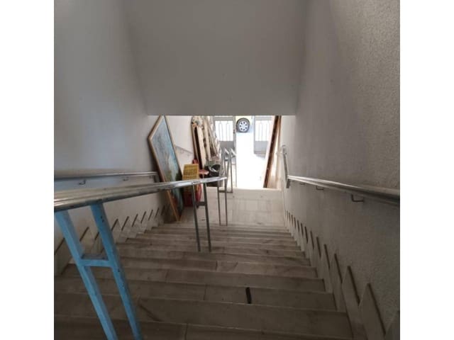 Commerciale in vendita in Mula - 165.000 € (Rif: 10032321)