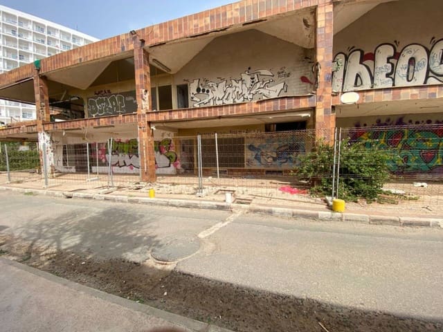 Commercieel te koop in La Manga del Mar Menor - € 49.000 (Ref: 10032333)