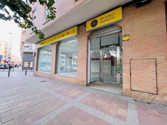 Komercyjne na sprzedaż w San Antón, Miasto Murcja - 219 000 € (Ref: 10032335)