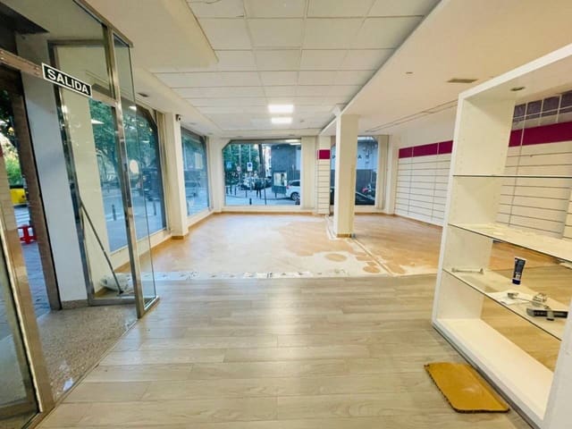 Komercyjne na sprzedaż w San Antón, Miasto Murcja - 219 000 € (Ref: 10032335)