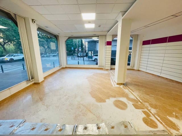 Komercyjne na sprzedaż w San Antón, Miasto Murcja - 219 000 € (Ref: 10032335)
