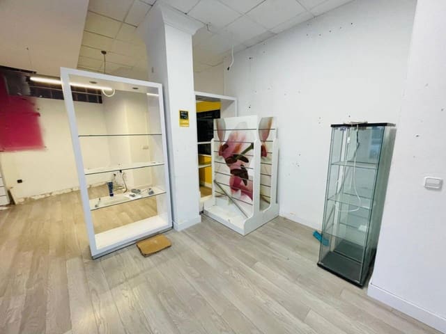 Komercyjne na sprzedaż w San Antón, Miasto Murcja - 219 000 € (Ref: 10032335)
