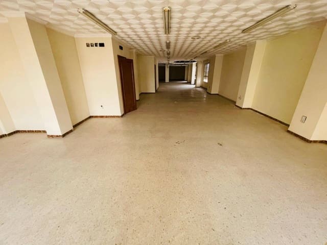 Bureau à vendre à Alcantarilla - 74 000 € (Ref: 10032337)
