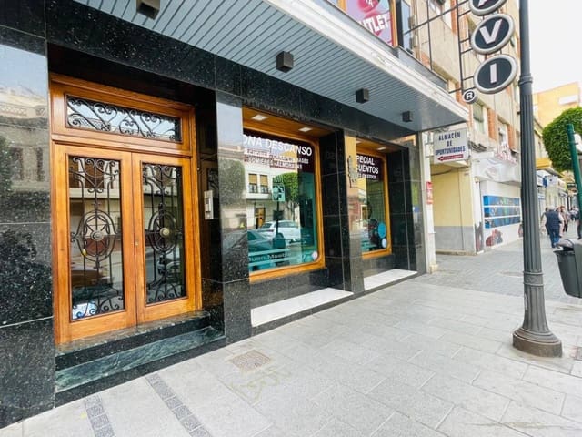 Bureau à vendre à Alcantarilla - 74 000 € (Ref: 10032337)