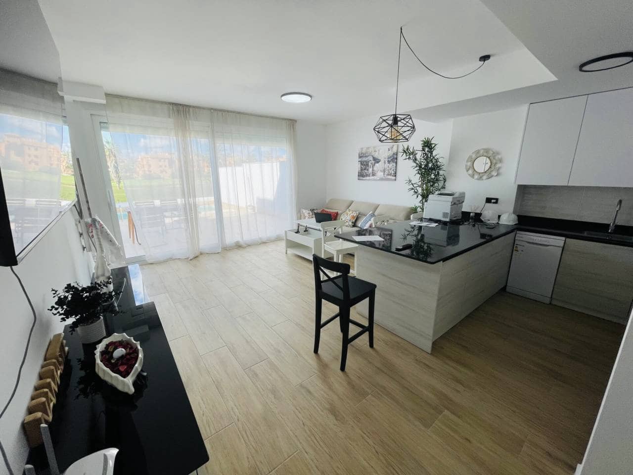 3 slaapkamer Halfvrijstaande villa te koop in Los Alcazares met zwembad garage - € 357.000 (Ref: 10032339)
