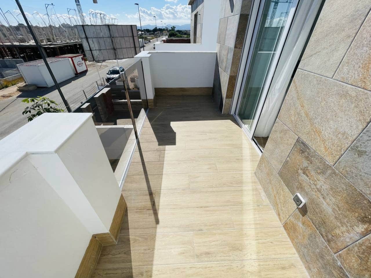 3 slaapkamer Halfvrijstaande villa te koop in Los Alcazares met zwembad garage - € 357.000 (Ref: 10032339)
