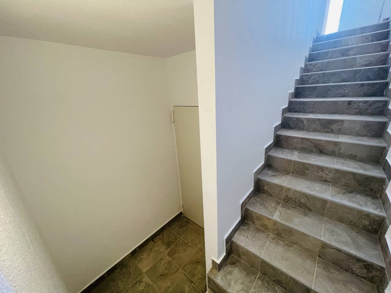 3 slaapkamer Halfvrijstaande villa te koop in Los Alcazares met zwembad garage - € 357.000 (Ref: 10032339)