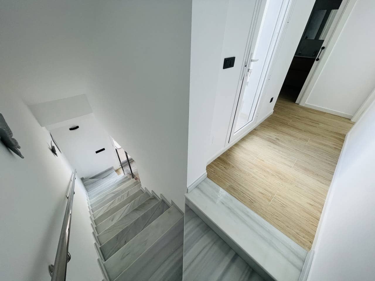 3 slaapkamer Halfvrijstaande villa te koop in Los Alcazares met zwembad garage - € 357.000 (Ref: 10032339)