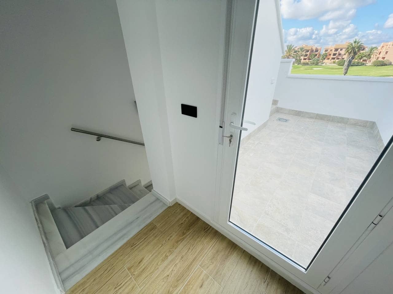 3 slaapkamer Halfvrijstaande villa te koop in Los Alcazares met zwembad garage - € 357.000 (Ref: 10032339)