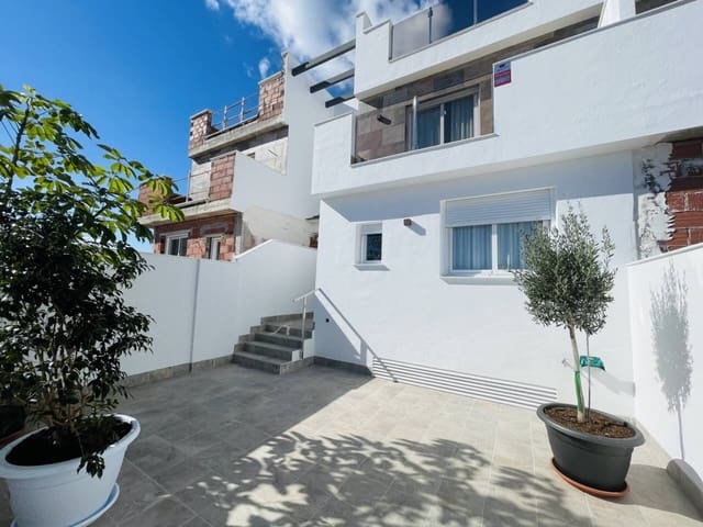 3 slaapkamer Halfvrijstaande villa te koop in Los Alcázares met zwembad garage - € 357.000 (Ref: 10032339)