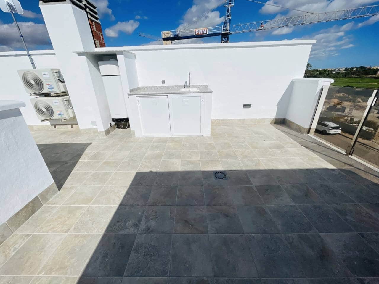 3 slaapkamer Halfvrijstaande villa te koop in Los Alcazares met zwembad garage - € 357.000 (Ref: 10032339)