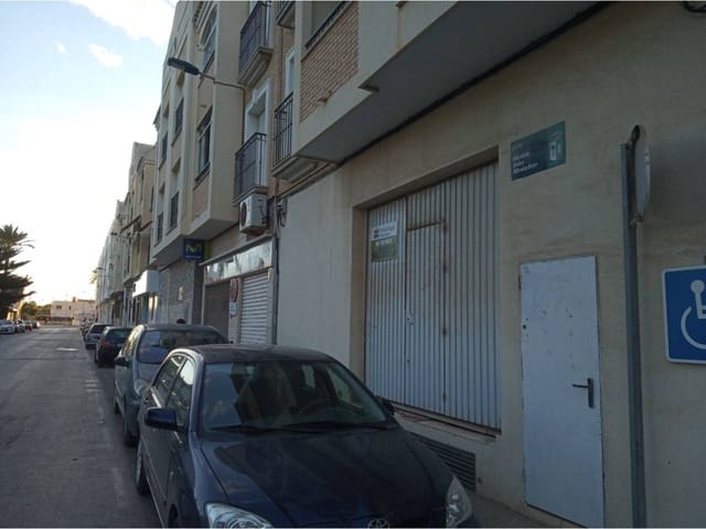 Local Comercial en San Pedro del Pinatar en venta - 85.000 € (Ref: 10032343)