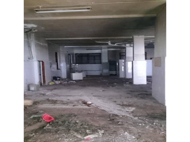 Erhverv til salg i Crevillente / Crevillent med garage - € 95.000 (Ref: 10032349)