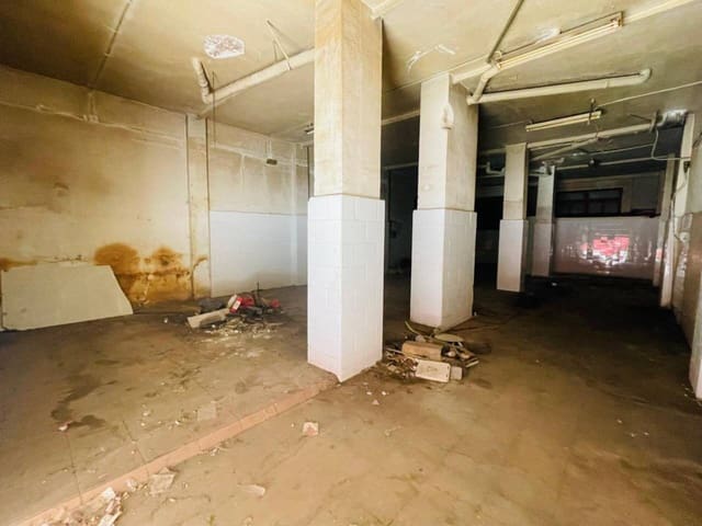 Erhverv til salg i Crevillente / Crevillent med garage - € 95.000 (Ref: 10032349)