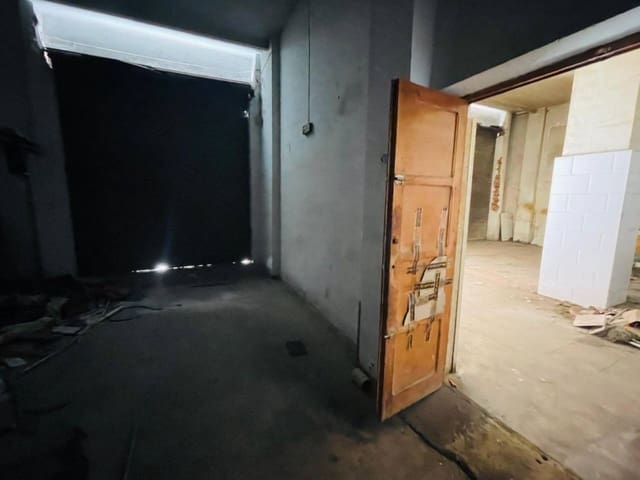 Erhverv til salg i Crevillente / Crevillent med garage - € 95.000 (Ref: 10032349)
