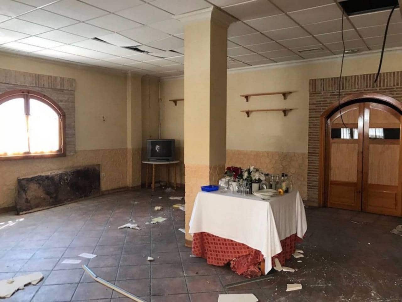 Erhverv til salg i Beniel - € 85.000 (Ref: 10032350)