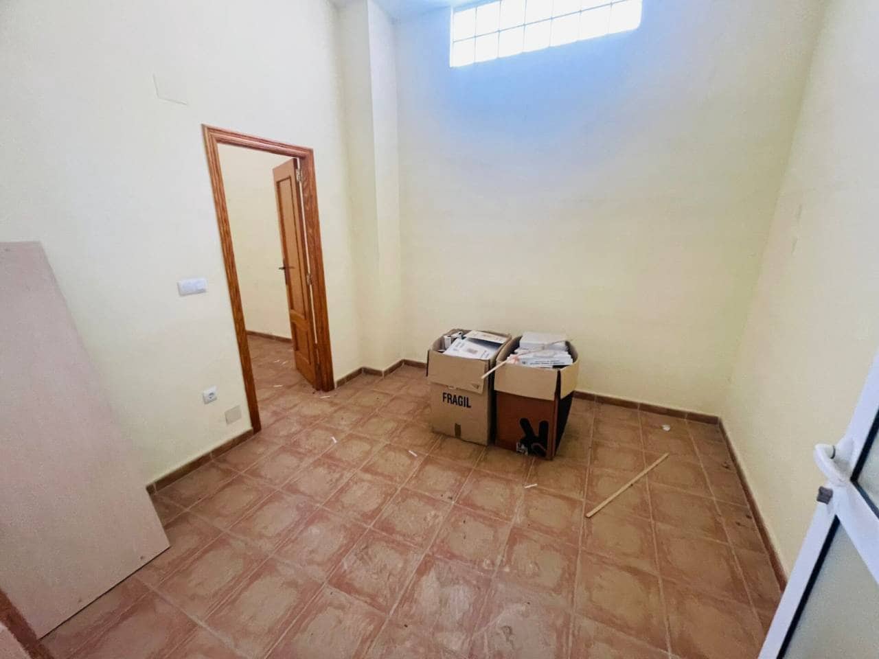 Local Comercial en Redován en venta - 155.000 € (Ref: 10032352)