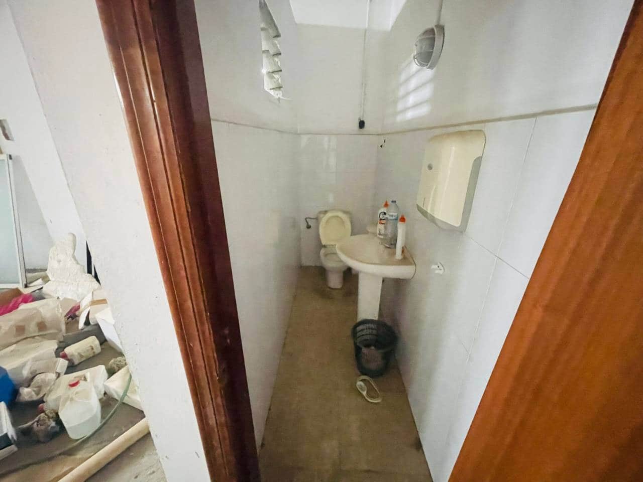 Local Comercial en Redován en venta - 155.000 € (Ref: 10032352)