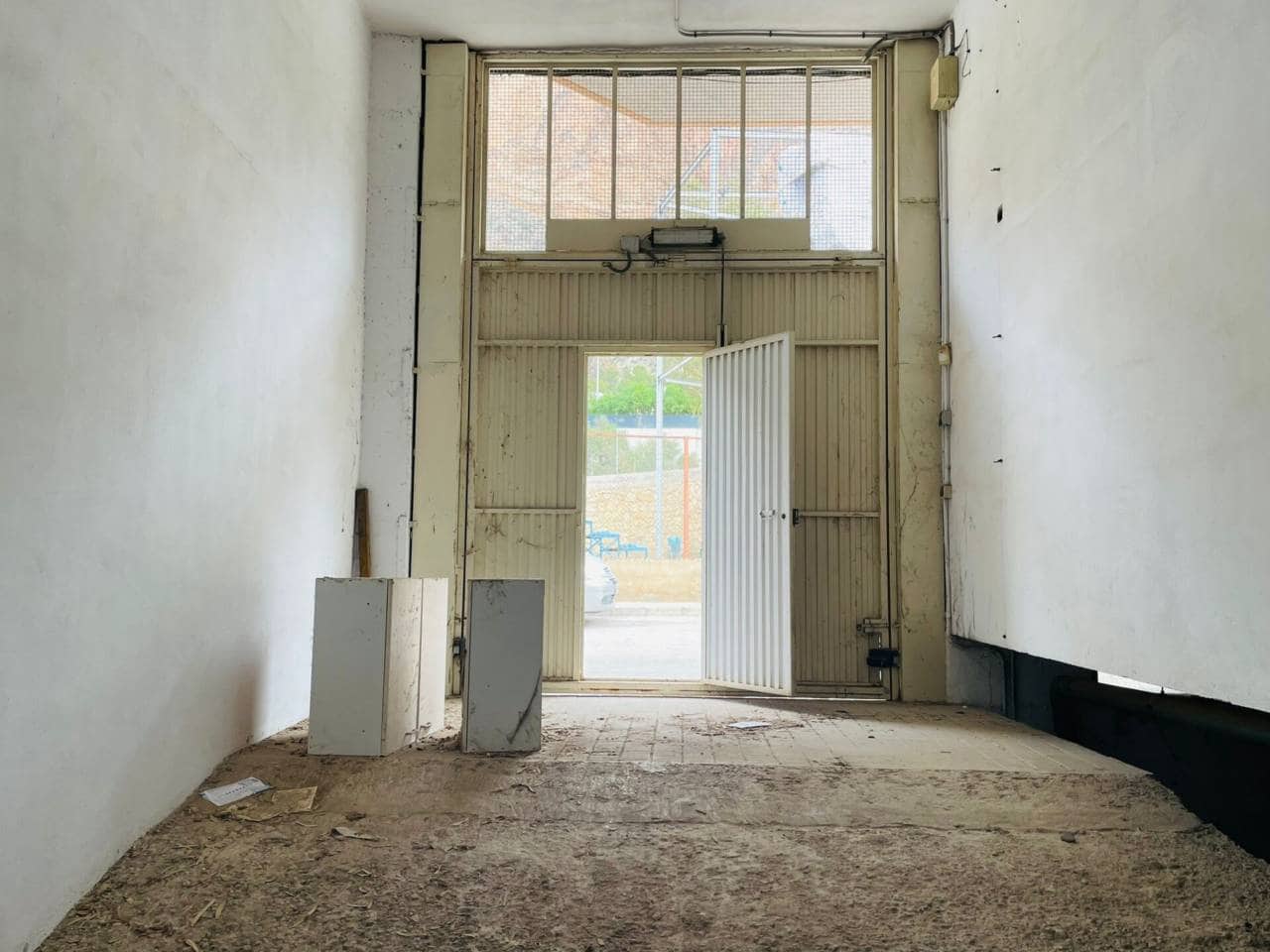 Local Comercial en Redován en venta - 155.000 € (Ref: 10032352)