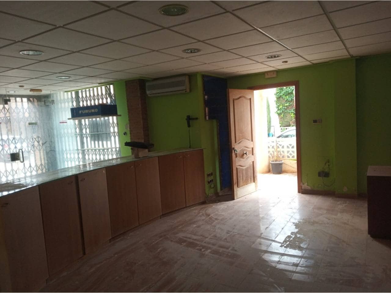 Commercieel te koop in San Pedro del Pinatar - € 80.000 (Ref: 10032354)