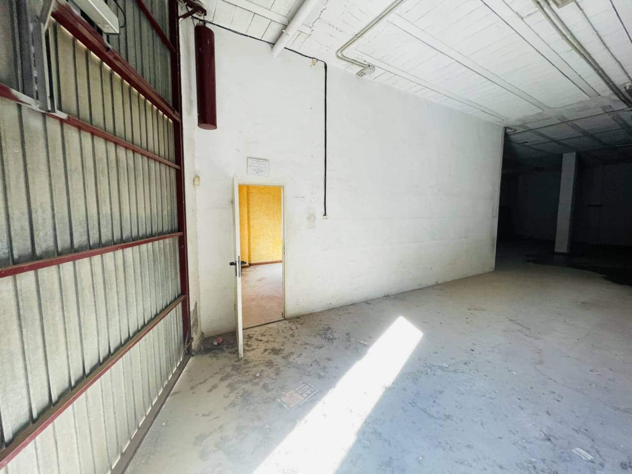Commercieel te koop in Orihuela - € 80.000 (Ref: 10032358)