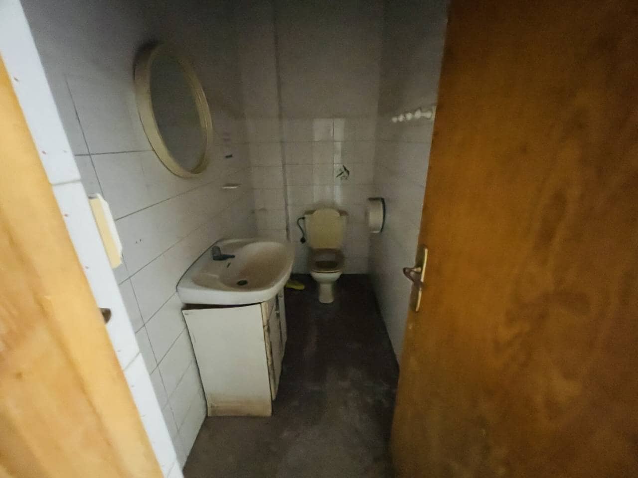 Commercieel te koop in Orihuela - € 80.000 (Ref: 10032358)