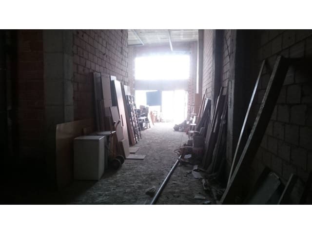 Commercial for sale in Orihuela ciudad, Orihuela - € 150,000 (Ref: 10032361)