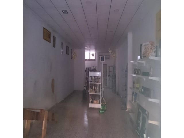 Commerciale in vendita in Mula - 115.000 € (Rif: 10032362)