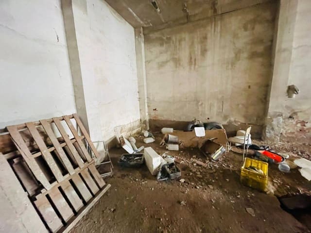 Erhverv til salg i Crevillente / Crevillent - € 35.000 (Ref: 10032367)