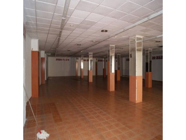 Kommersiell til salgs i Centro, Torrevieja - € 1 200 000 (Ref: 10032368)