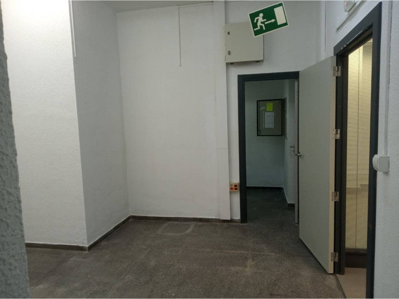 Kommersiell till salu i El Mirador - 125 000 € (Ref: 10032371)