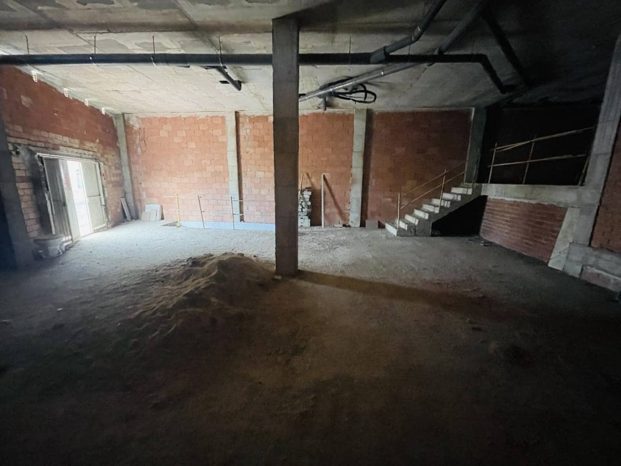 Kommersiell till salu i El Mirador med garage - 52 000 € (Ref: 10032378)