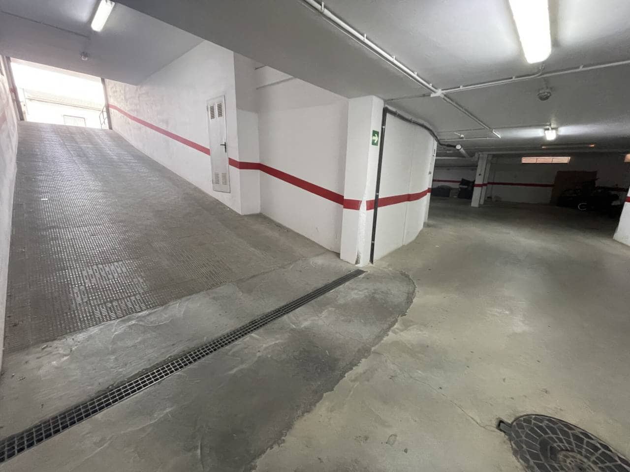 Kommersiell till salu i El Mirador med garage - 52 000 € (Ref: 10032378)