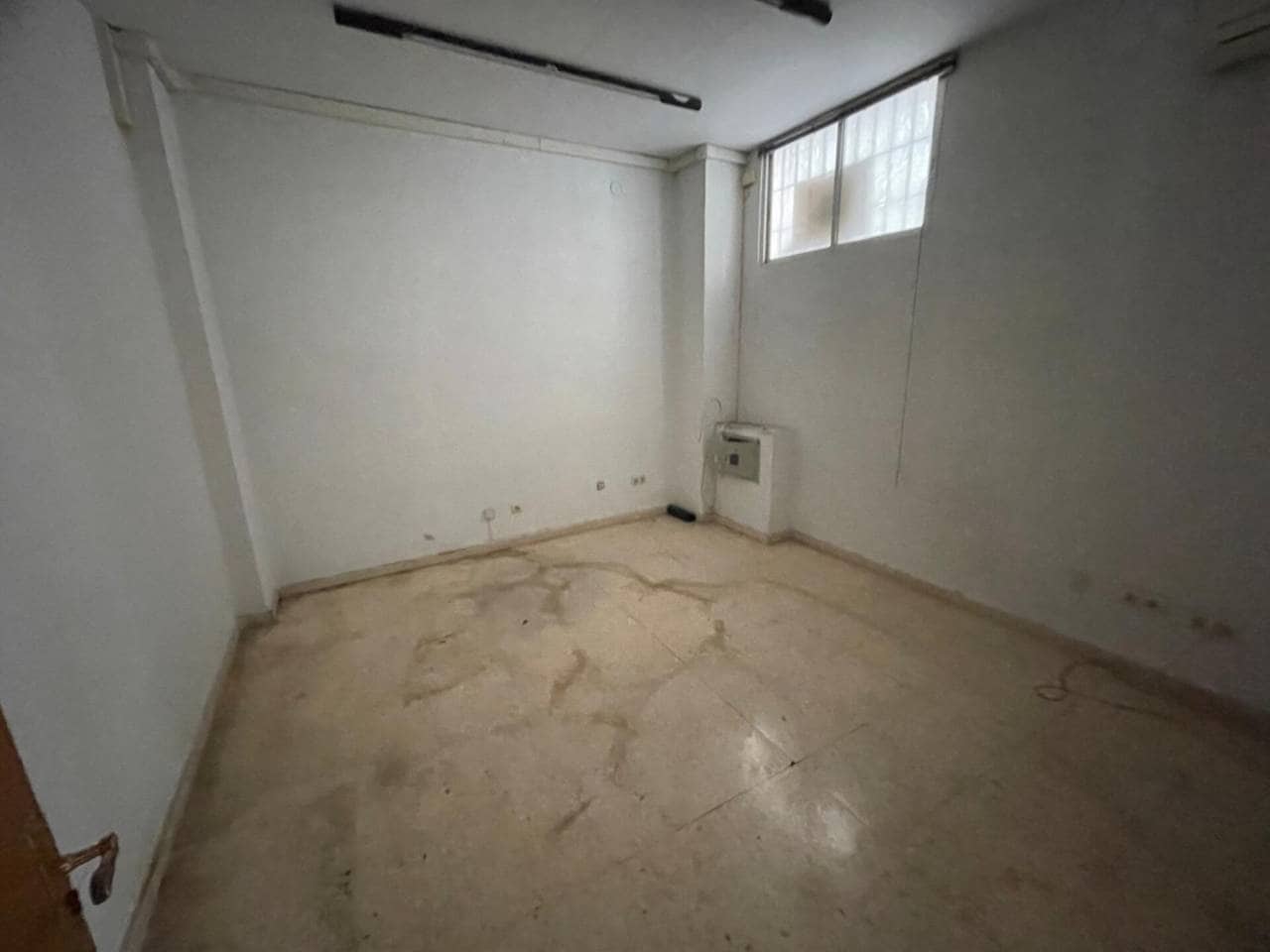 Commercieel te koop in Murcia stad - € 240.000 (Ref: 10032379)