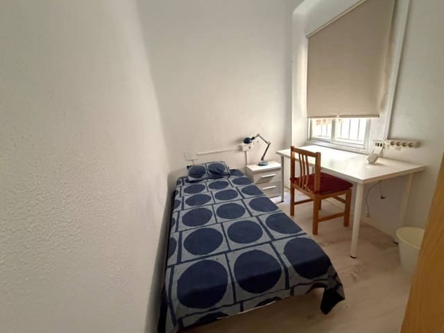 3 Zimmer Wohnung zu vermieten in San Lorenzo, Murcia Stadt - 800 € (Ref: 10033381)