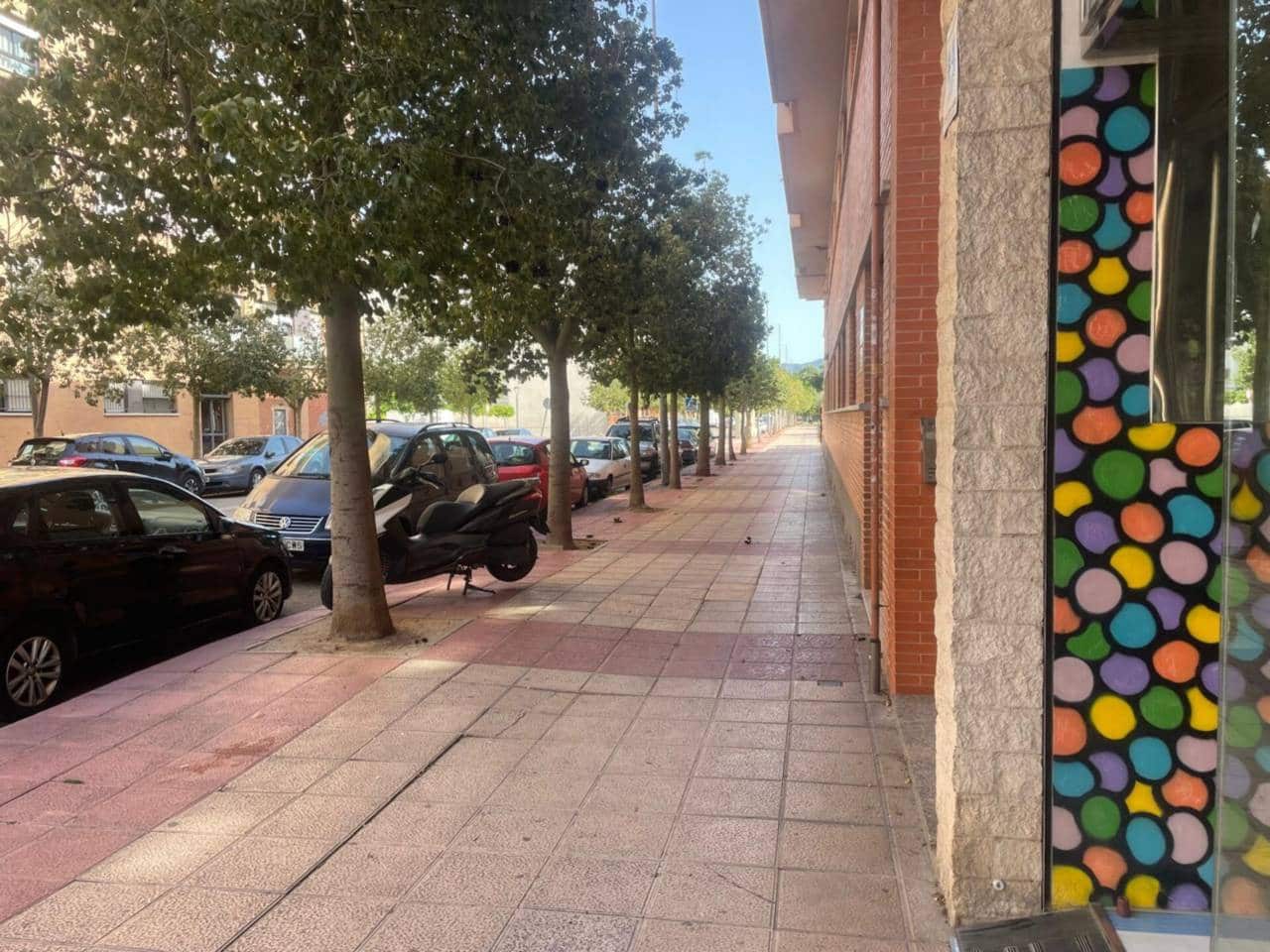 Kaupallinen vuokrattavana paikassa Murcia kaupunki - 600 € (Ref: 10042348)