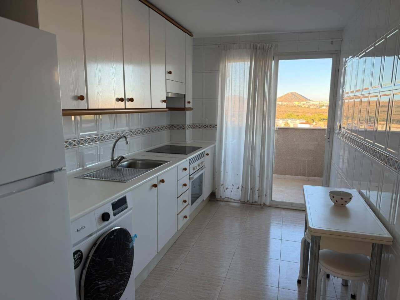 Appartement de 4 chambres à louer à Carthagene avec garage - 1 200 € (Ref: 10077376)