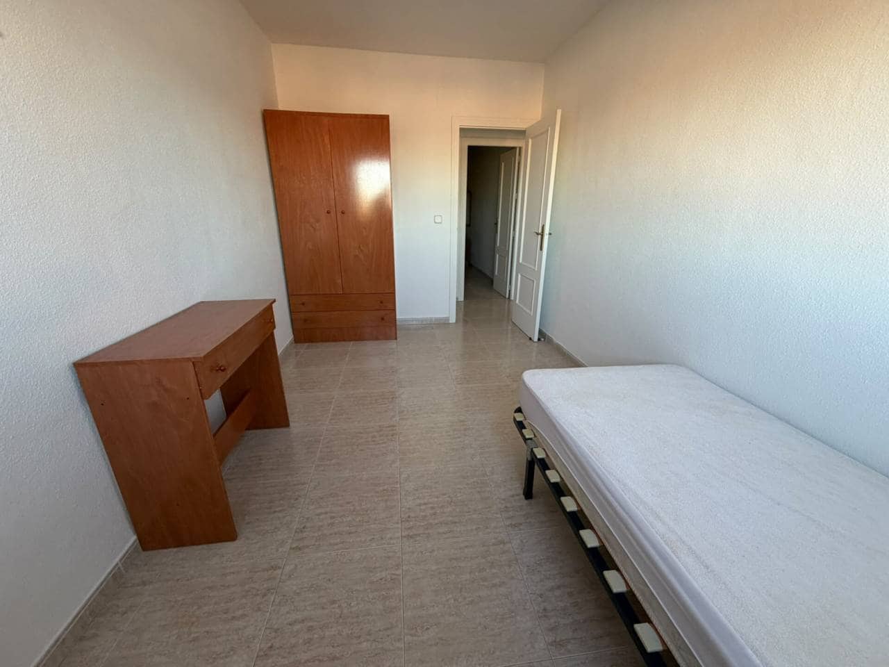 Appartement de 4 chambres à louer à Carthagene avec garage - 1 200 € (Ref: 10077376)