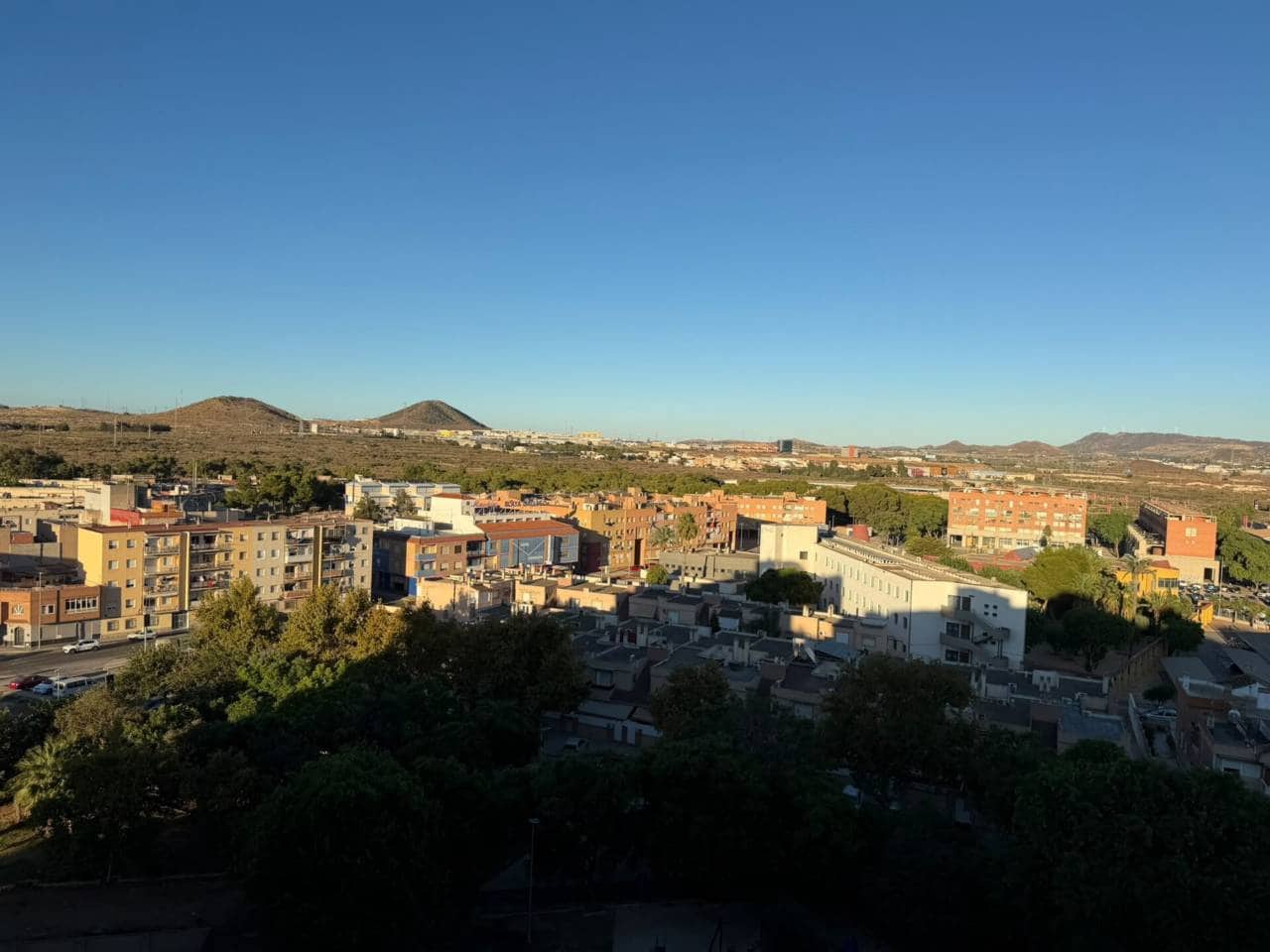 Appartement de 4 chambres à louer à Carthagene avec garage - 1 200 € (Ref: 10077376)