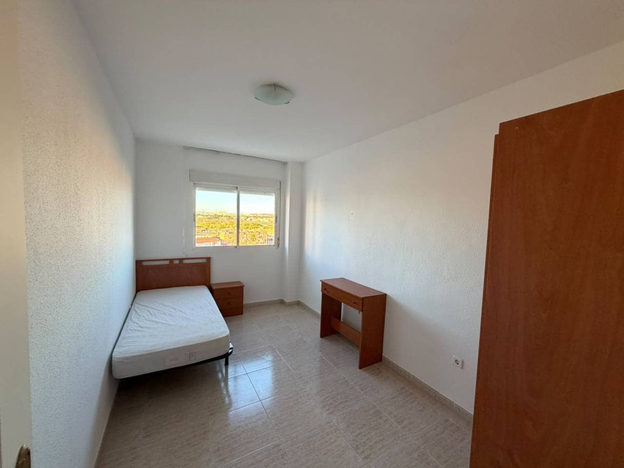 Appartement de 4 chambres à louer à Carthagene avec garage - 1 200 € (Ref: 10077376)