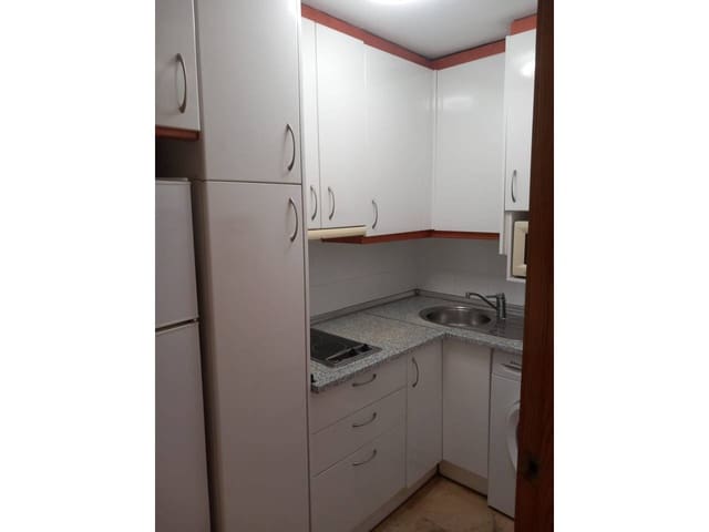Apartamento de 2 habitaciones en San Miguel, Murcia ciudad en alquiler - 900 € (Ref: 10085307)