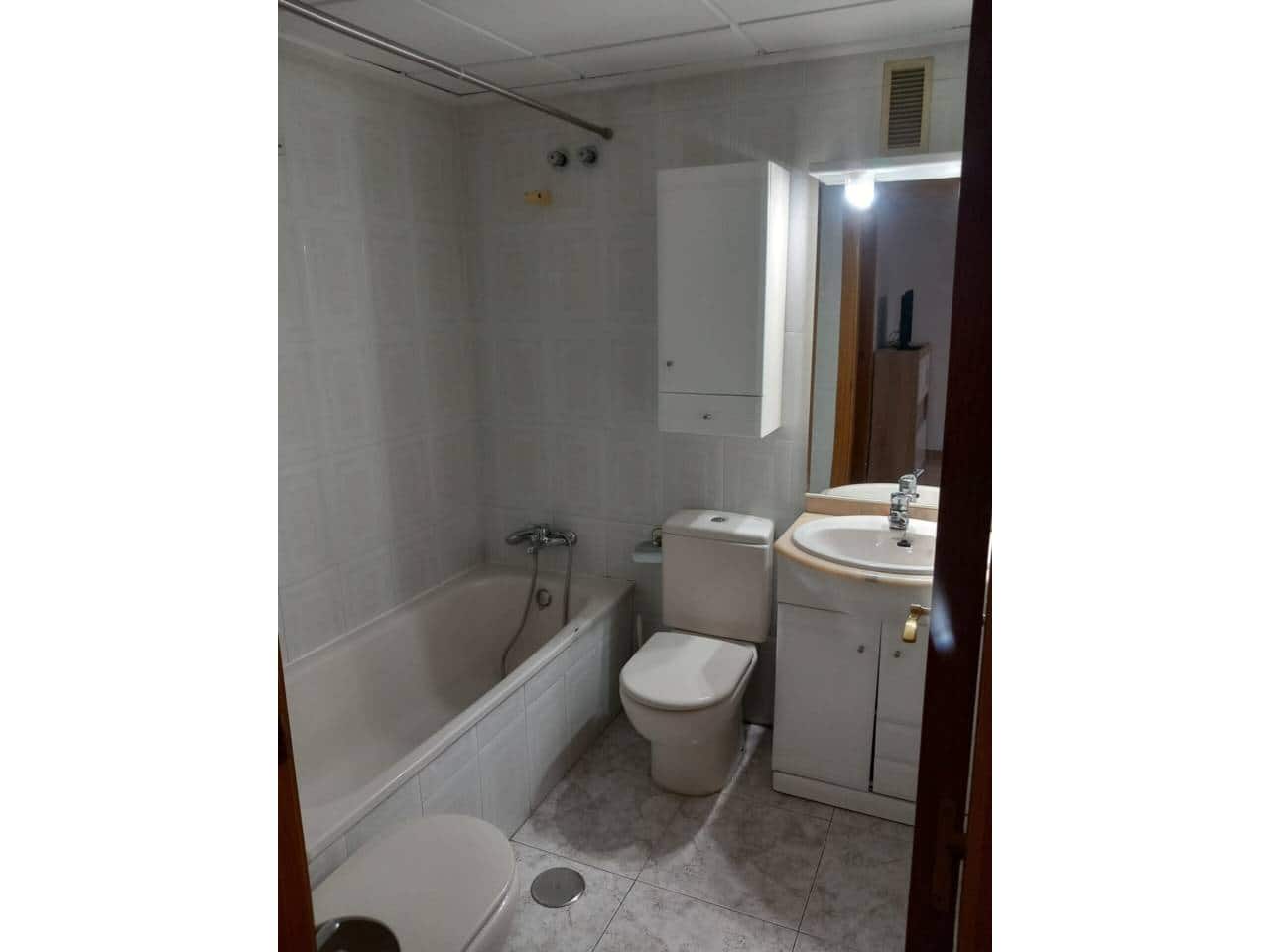 2 Zimmer Apartment zu vermieten in Murcia Stadt - 900 € (Ref: 10085307)