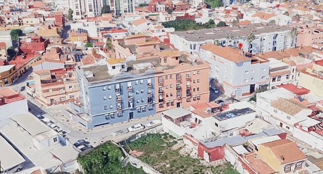 3 soveværelse Lejlighed til salg i San Pedro - Gabriel Miró - María Guerrero, La Línea de la Concepción - € 81.800 (Ref: 9980648)